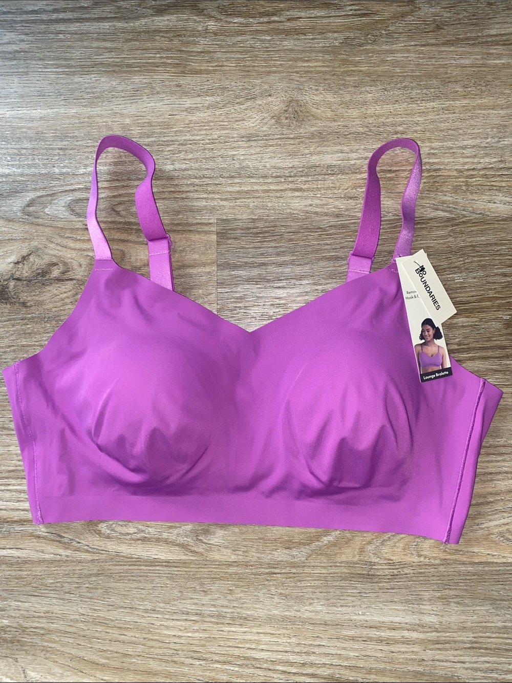 No Boundaries Wireless Seamless Bra in Magenta